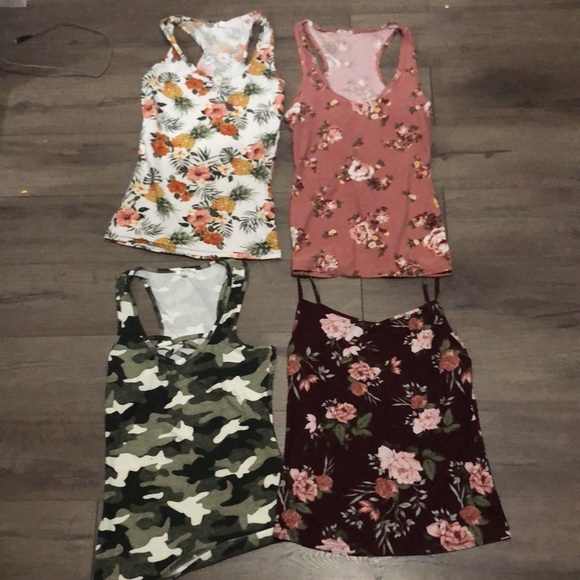 Ardene Tank Tops, originally $10 per tank asking $5 per tank - Picture 9 of 9